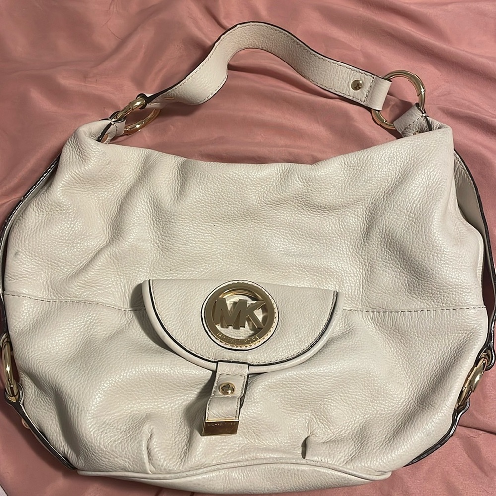 MK tote